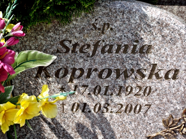 Stefania Koprowska 1920 Suwałki - Grobonet - Wyszukiwarka osób pochowanych