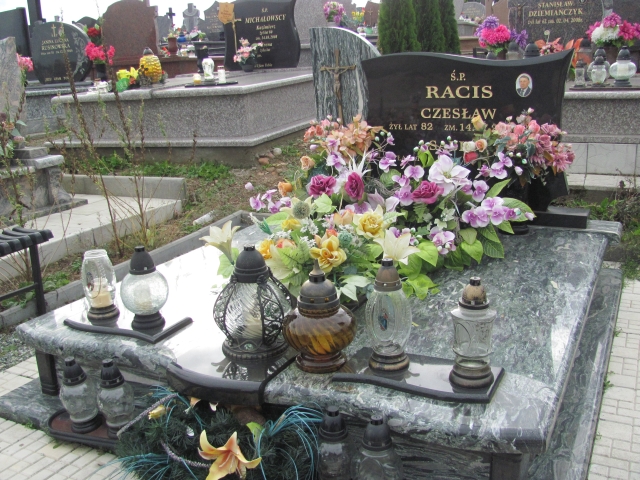 Grób Czesław Racis