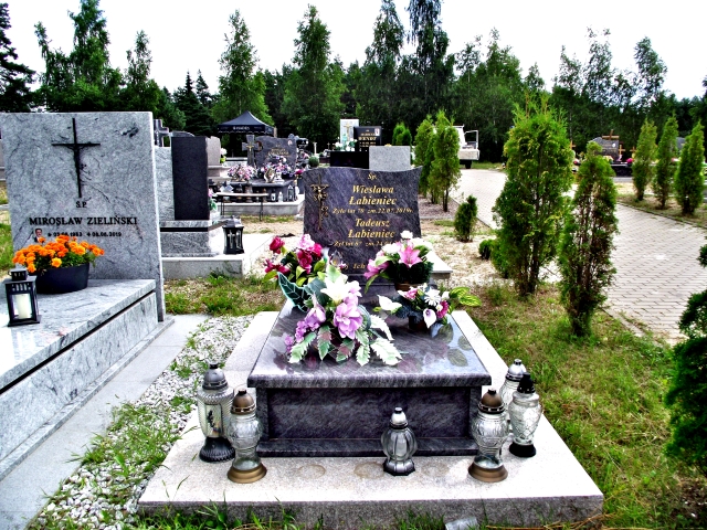 Grób Tadeusz Łabieniec
