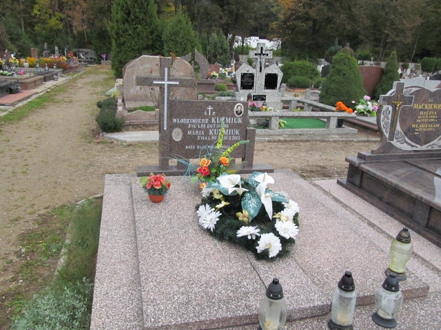 Grób Włodzimierz Kuźmiuk